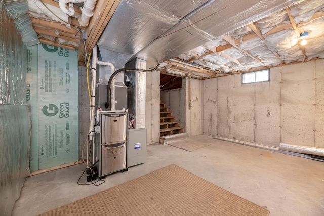 39 Sterling Drive, Laconia, NH 03246