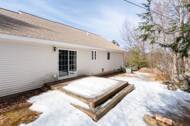 39 Sterling Drive, Laconia, NH 03246