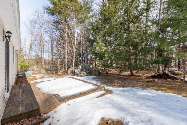 39 Sterling Drive, Laconia, NH 03246