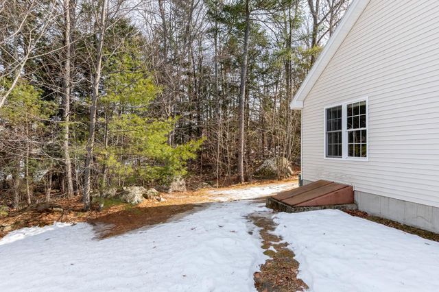 39 Sterling Drive, Laconia, NH 03246