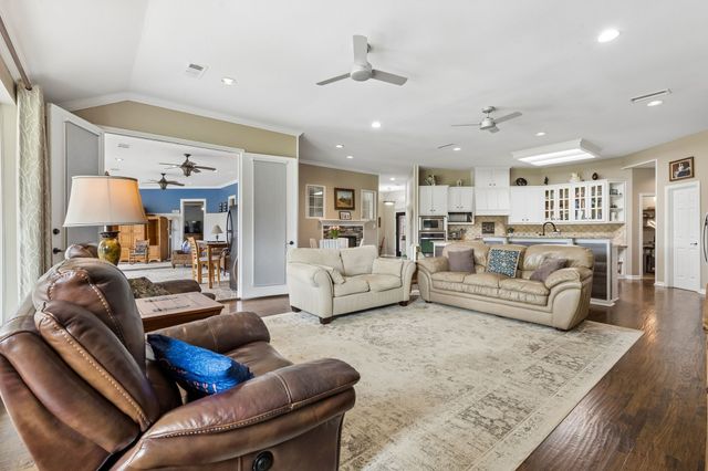 3807 Quail Hollow Street, Celina, TX 75009