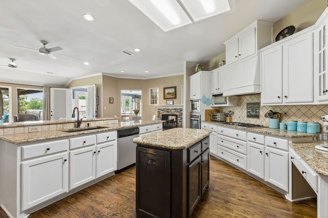 3807 Quail Hollow Street, Celina, TX 75009
