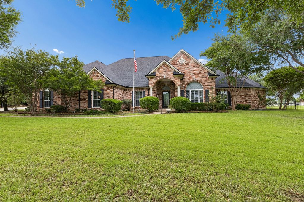 3807 Quail Hollow Street, Celina, TX 75009