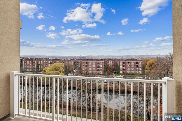 2404 Windsor Park Court 114, Englewood, NJ 07631