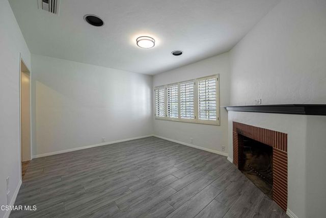 10129 Sarah Street, Toluca Lake, CA 91602