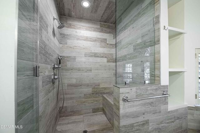 10129 Sarah Street, Toluca Lake, CA 91602