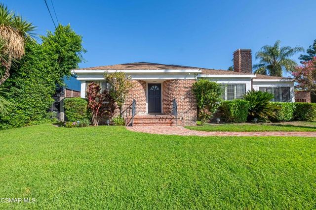 10129 Sarah Street, Toluca Lake, CA 91602