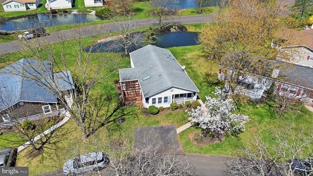 7 JUNIPER CIR, New Hope, PA 18938
