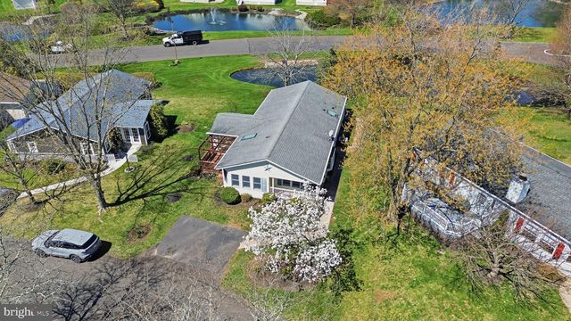 7 JUNIPER CIR, New Hope, PA 18938