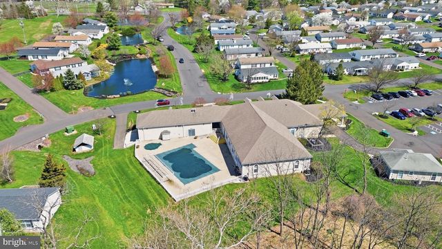 7 JUNIPER CIR, New Hope, PA 18938