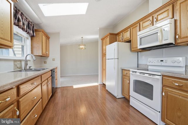7 JUNIPER CIR, New Hope, PA 18938