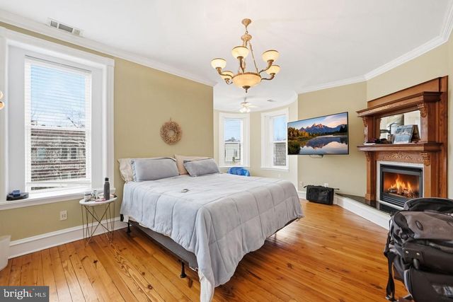 949 S ST NW, Washington, DC 20001