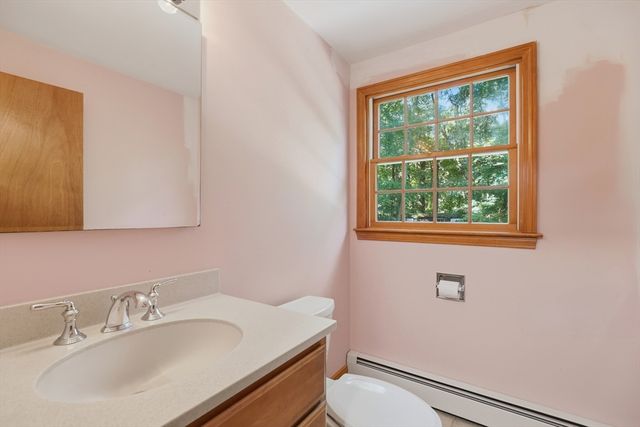 9 Keith Road, Wayland, MA 01778