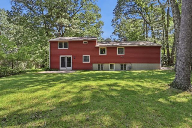 9 Keith Road, Wayland, MA 01778
