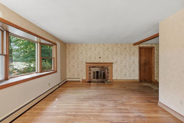 9 Keith Road, Wayland, MA 01778