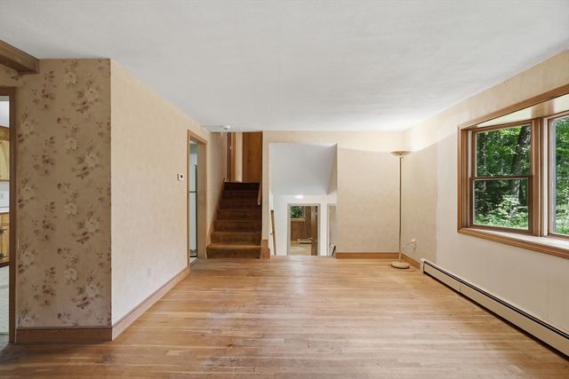 9 Keith Road, Wayland, MA 01778