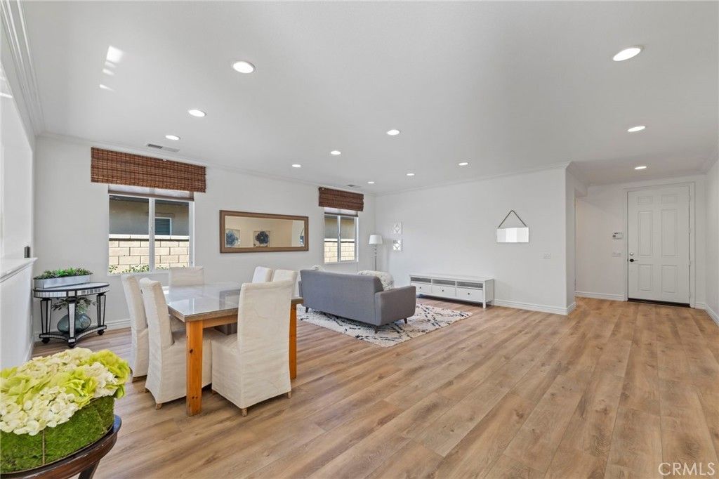 Image 11 of property listing at 14343 Soleil, Eastvale, CA 92880