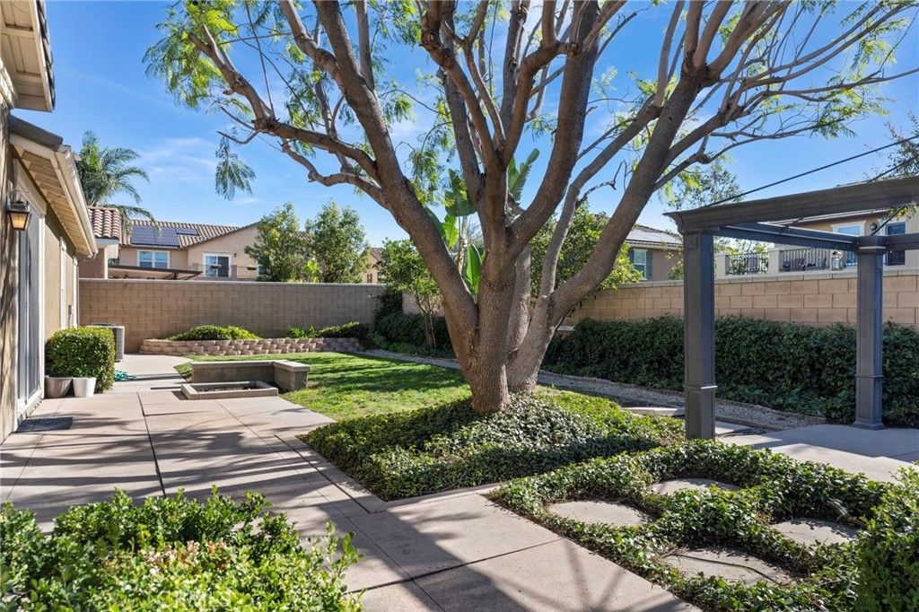 Image 48 of property listing at 14343 Soleil, Eastvale, CA 92880