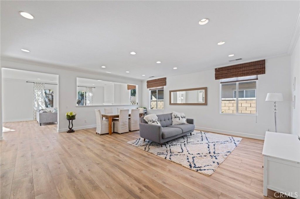 Image 6 of property listing at 14343 Soleil, Eastvale, CA 92880