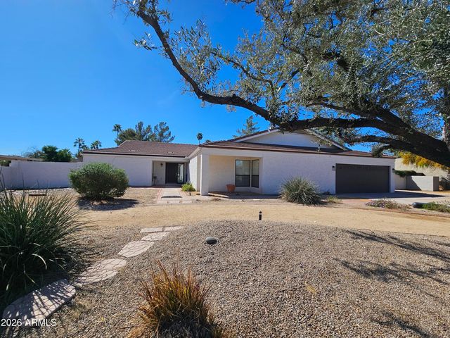 4929 E Sunnyside Drive, Scottsdale, AZ 85254