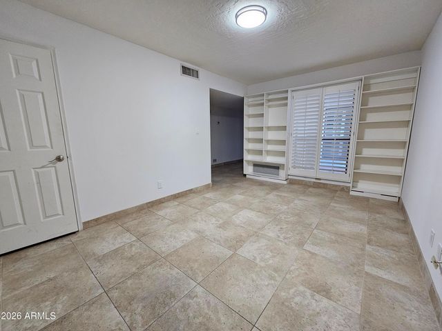 4929 E Sunnyside Drive, Scottsdale, AZ 85254