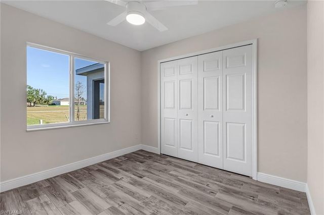 1121 Jacaranda PKWY E, Cape Coral, FL 33909