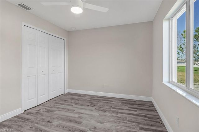 1121 Jacaranda PKWY E, Cape Coral, FL 33909