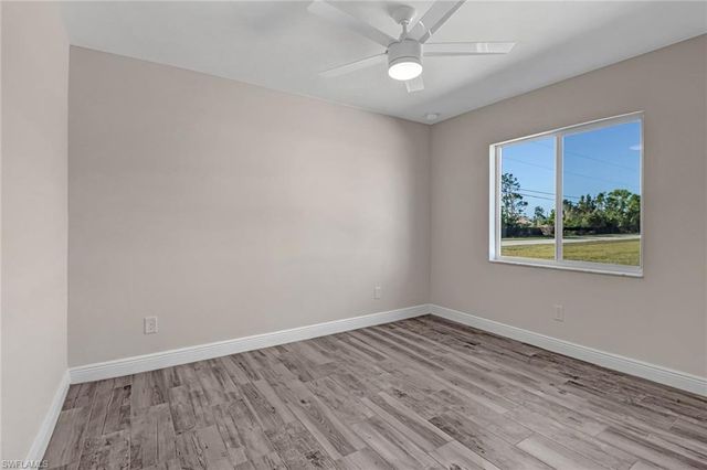 1121 Jacaranda PKWY E, Cape Coral, FL 33909