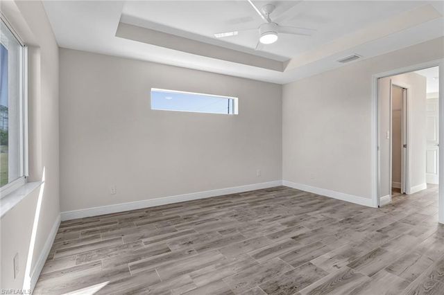 1121 Jacaranda PKWY E, Cape Coral, FL 33909