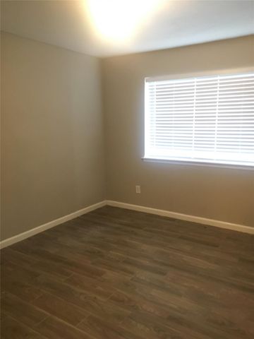 5625 Antoine Drive 708, Houston, TX 77091