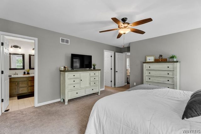 67 Jaycee Lane, West Seneca, NY 14224