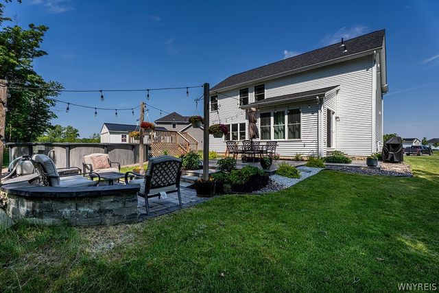 67 Jaycee Lane, West Seneca, NY 14224