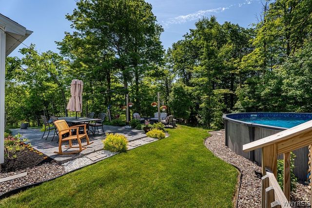 67 Jaycee Lane, West Seneca, NY 14224