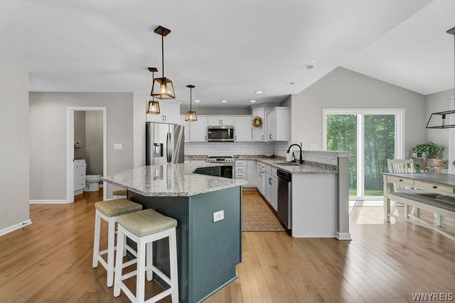 67 Jaycee Lane, West Seneca, NY 14224