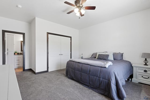 2220 ARROWHEAD DR, Spearfish, SD 57783