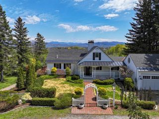 1571 VT Route 30, Cornwall, VT 05753