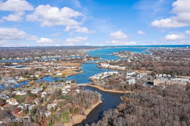 94 Paddock Court, Oceanport, NJ 07757