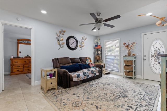 8504 GOLD RIDGE CIRCLE, Tampa, FL 33619