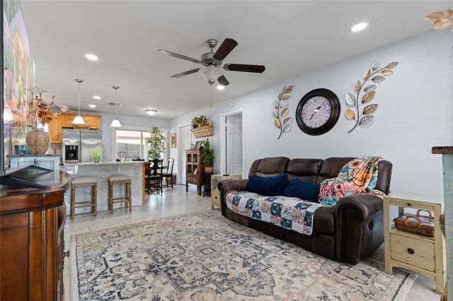 8504 GOLD RIDGE CIRCLE, Tampa, FL 33619