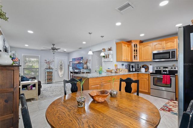 8504 GOLD RIDGE CIRCLE, Tampa, FL 33619