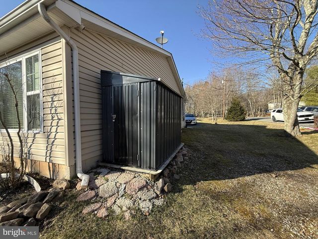 48 BLACKFOOT TRL, Albrightsville, PA 18210