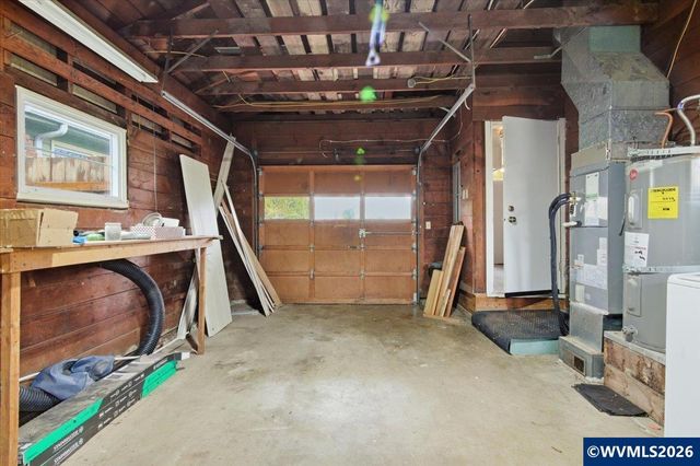 1084 24th St, Salem, OR 97301