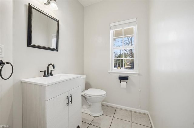 673 Parker RD, Chesapeake, VA 23322