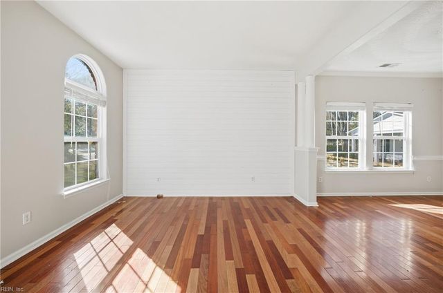 673 Parker RD, Chesapeake, VA 23322