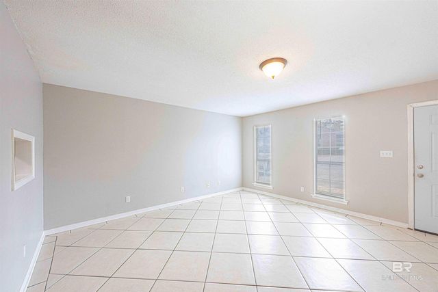 600 Cheshire Lane A4, Daphne, AL 36526