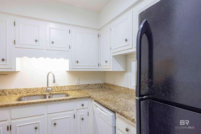 600 Cheshire Lane A4, Daphne, AL 36526