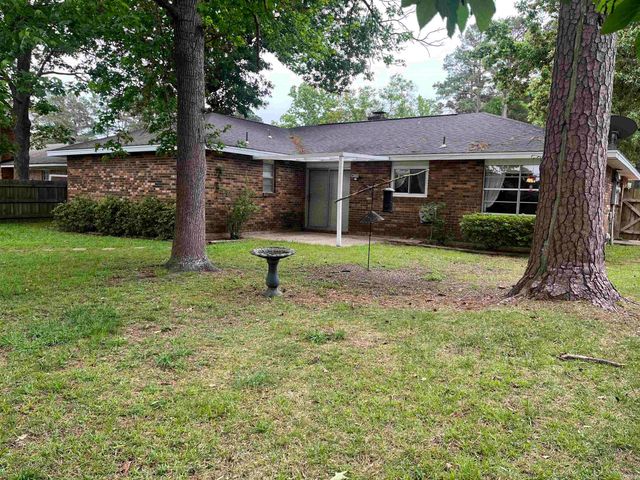1405 Silver Fox, Pine Bluff, AR 71603