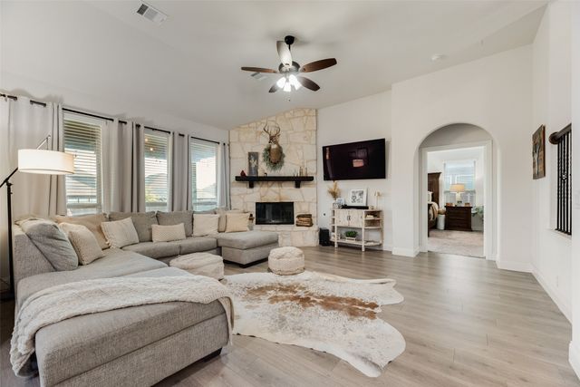 3208 Emerald Grove Lane, Fort Worth, TX 76244