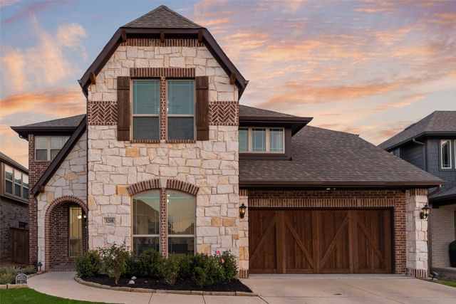 3208 Emerald Grove Lane, Fort Worth, TX 76244