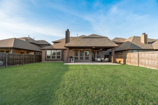 3208 Emerald Grove Lane, Fort Worth, TX 76244